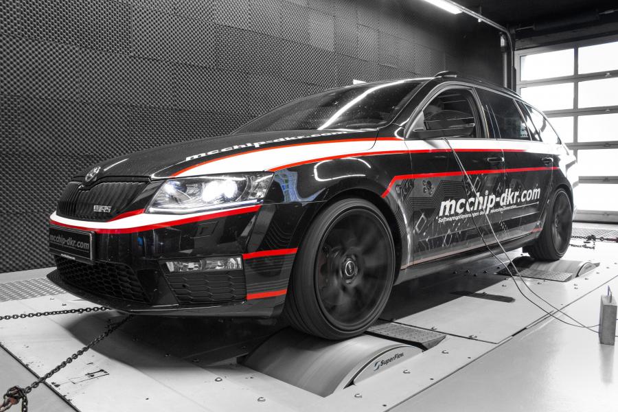 Skoda Octavia RS Combi Diesel by McChip-DKR '2014